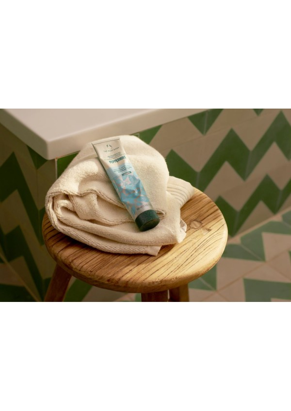 Exfoliant revigorant pentru picioare Peppermint 100 ml